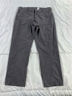 Pre loved KIRKLAND pants womens size 8